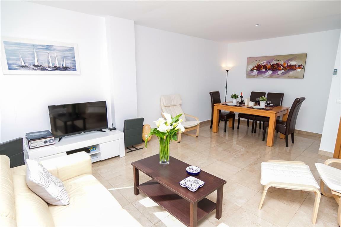 マニルバDuplex Vistas Al Mar En La Duquesaアパートメント エクステリア 写真